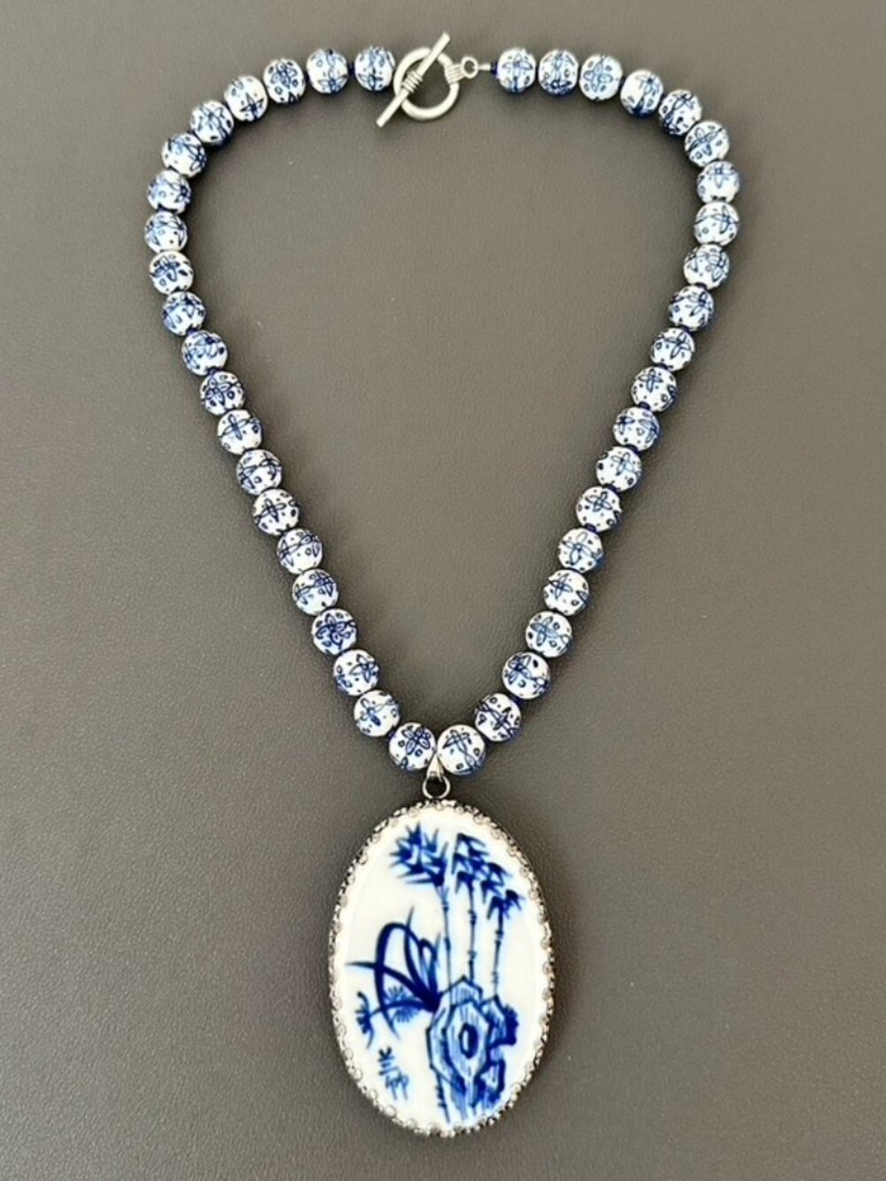 Artisan made Chinese blue and white porcelain Beaded Pendant Necklace